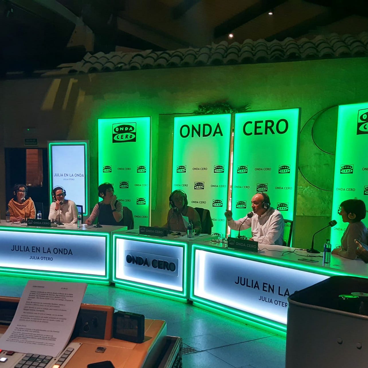 Panduru en Julia en la Onda